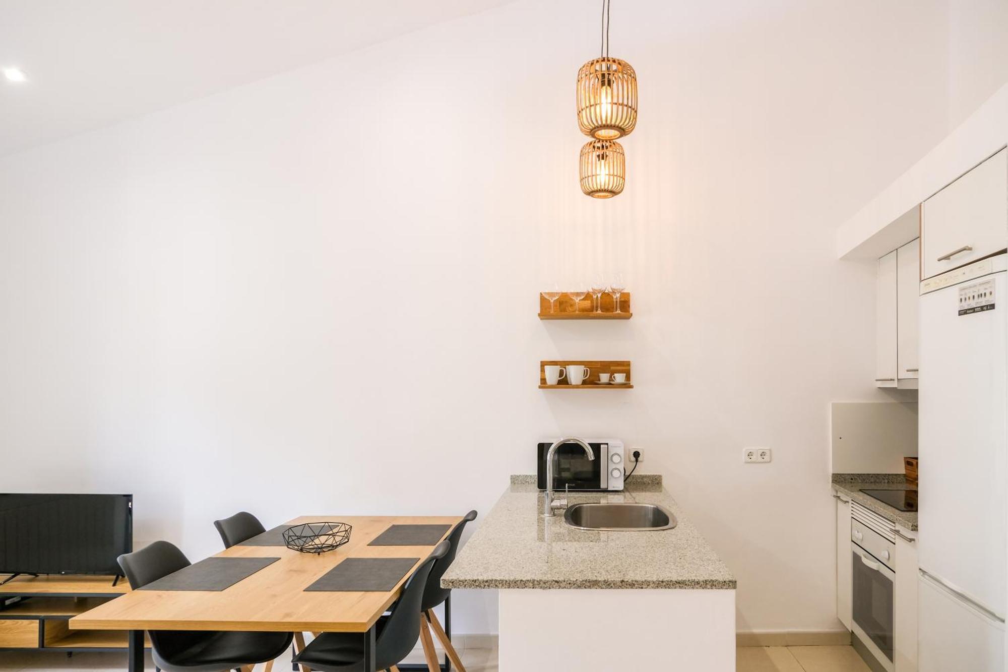Ca Leudald 3 Apartamento En Besalu Con Terraza Exterior photo